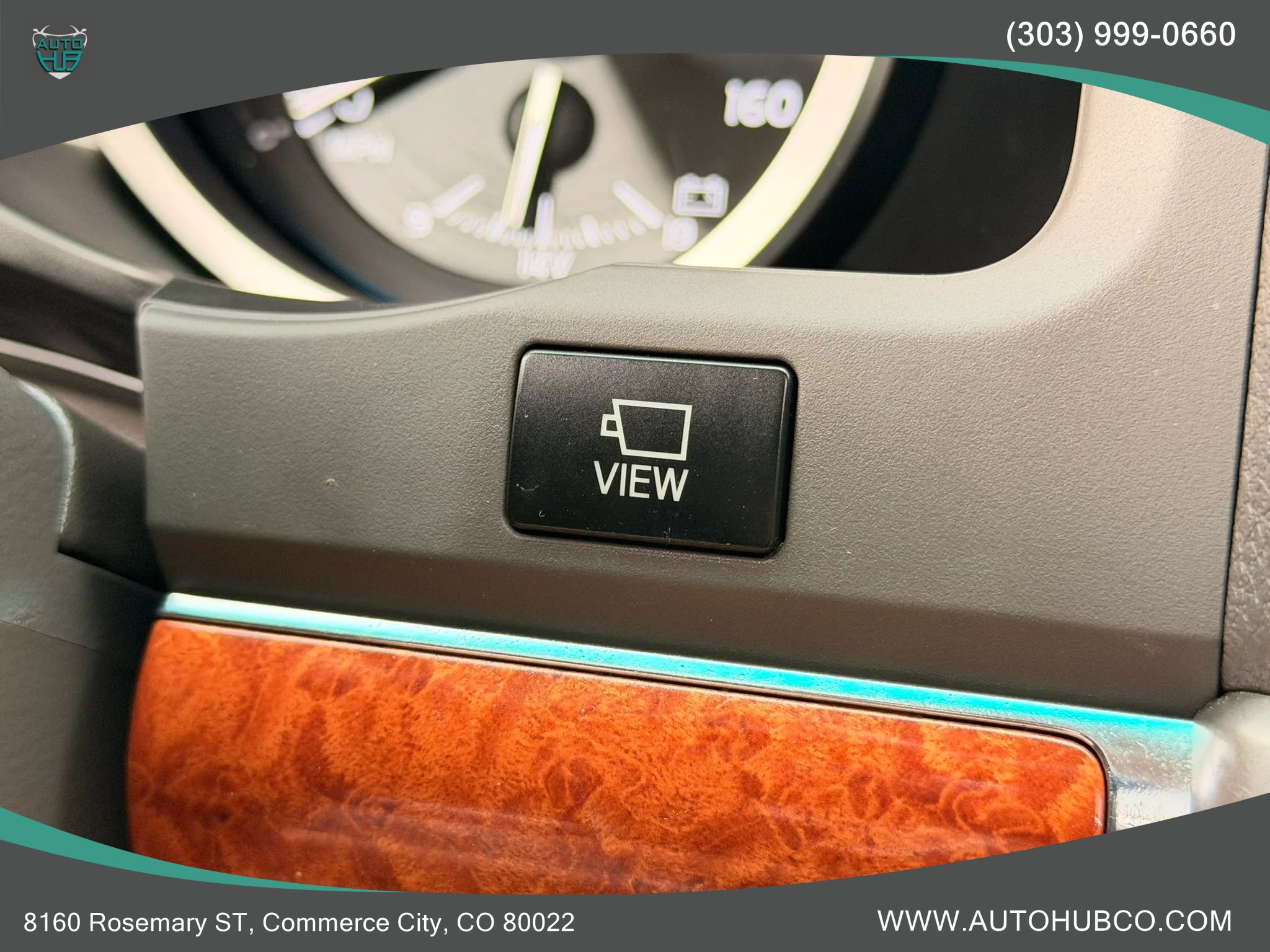 Used 2015 Toyota Land Cruiser AWD/4WD image 33