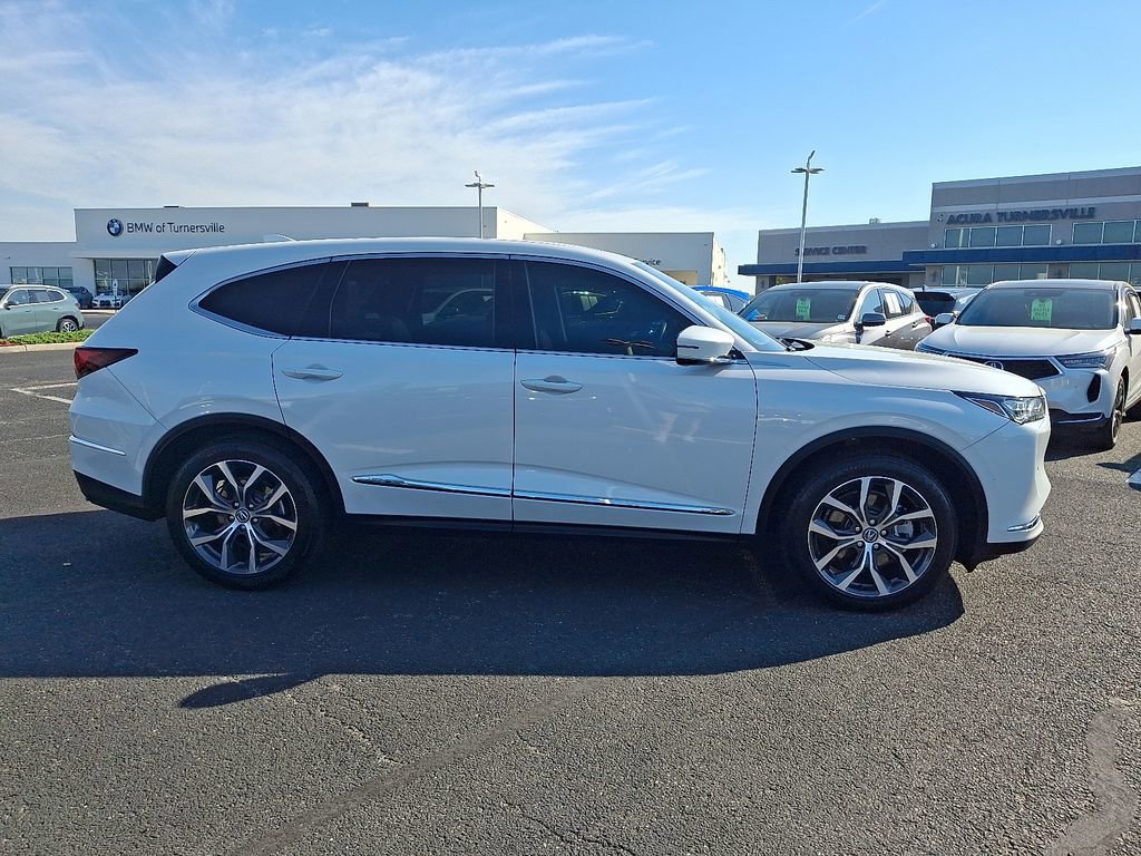 Certified 2024 Acura MDX SH-AWD w/ Technology Package image 7