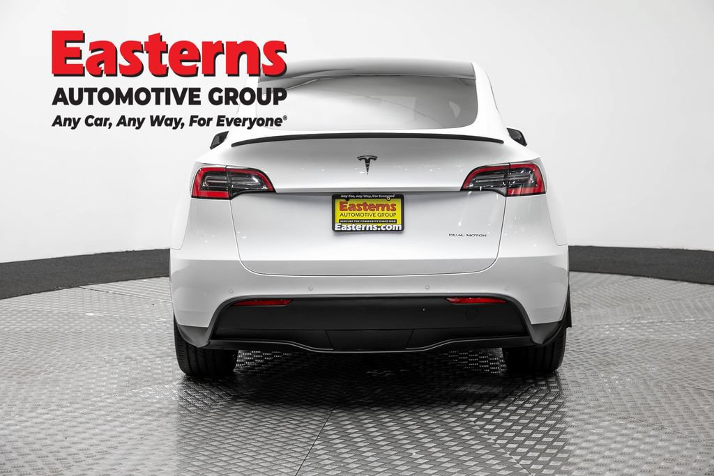 Used 2021 Tesla Model Y Long Range AWD/4WD image 8
