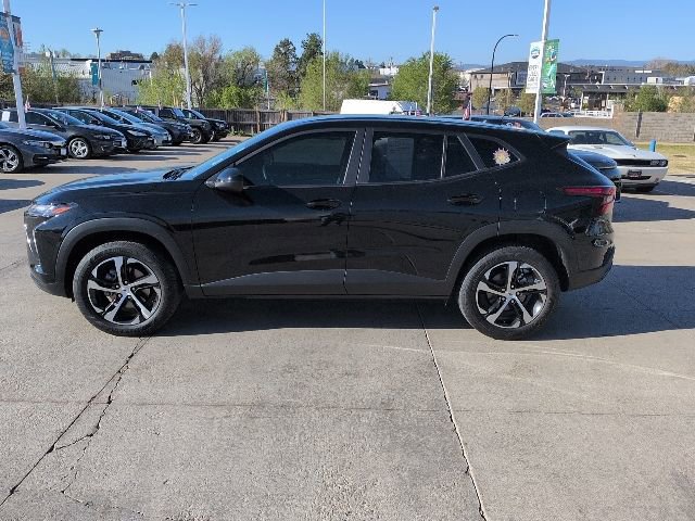 Used 2024 Chevrolet Trax RS w/ Driver Confidence Package image 8