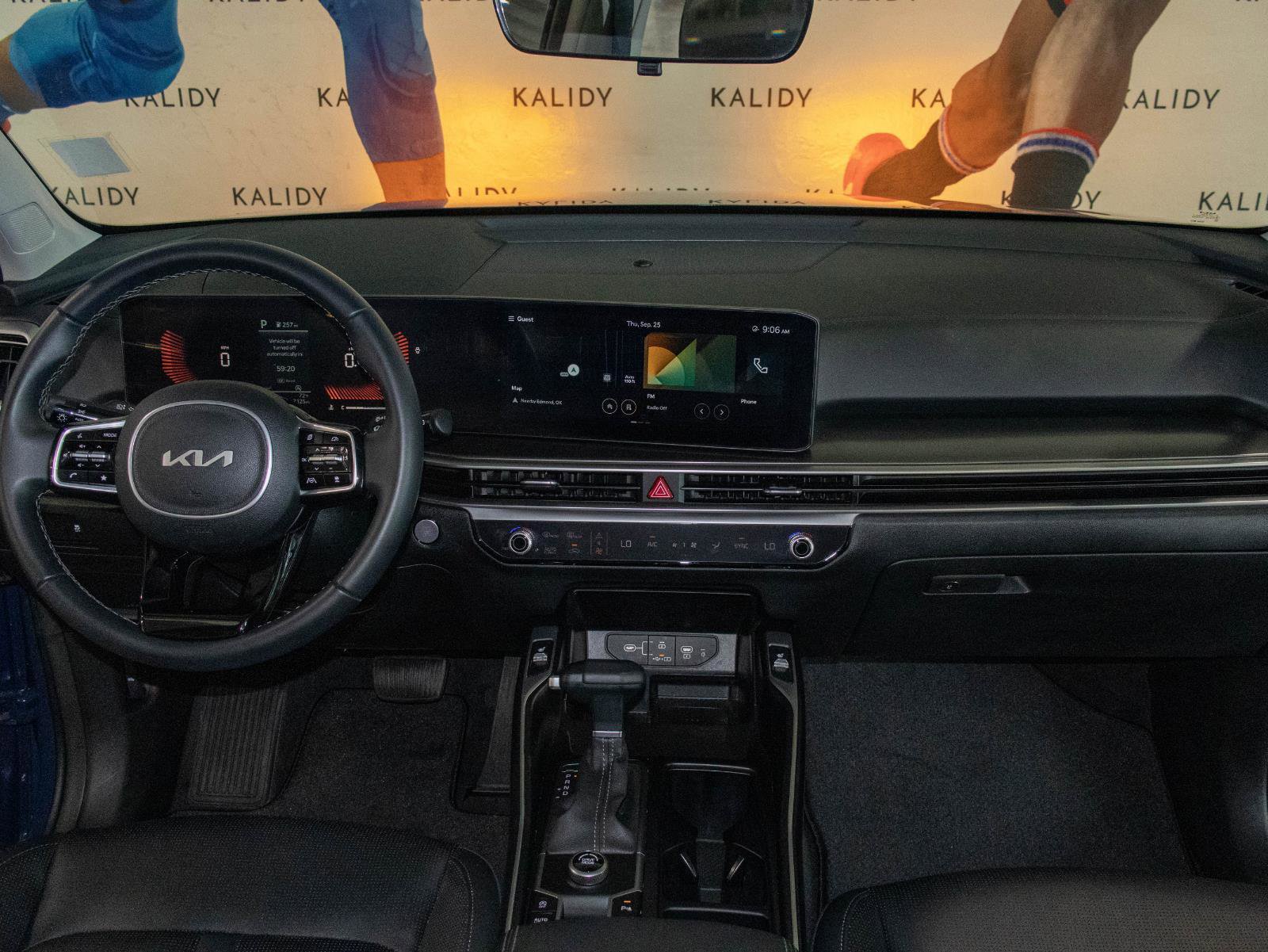 New 2025 Kia Sorento S w/ Panoramic Sunroof Package image 3