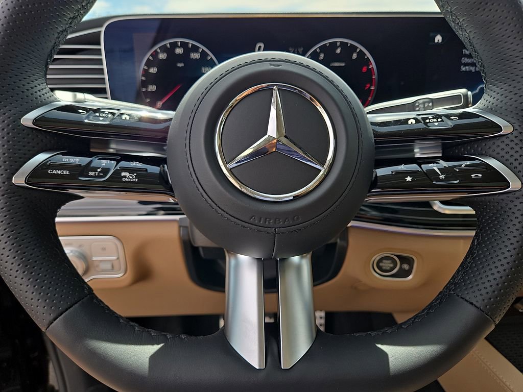 New 2026 Mercedes-Benz GLS 450 4MATIC image 25