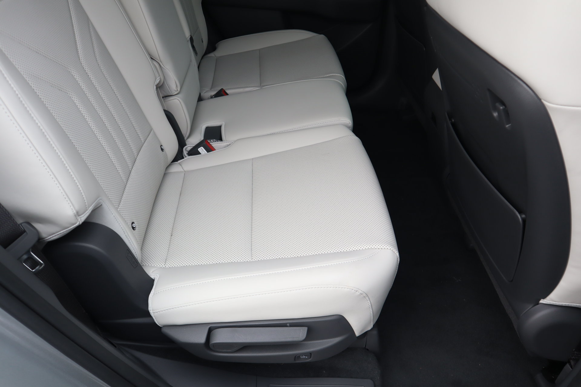 New 2026 Hyundai Santa Fe SEL AWD/4WD image 14