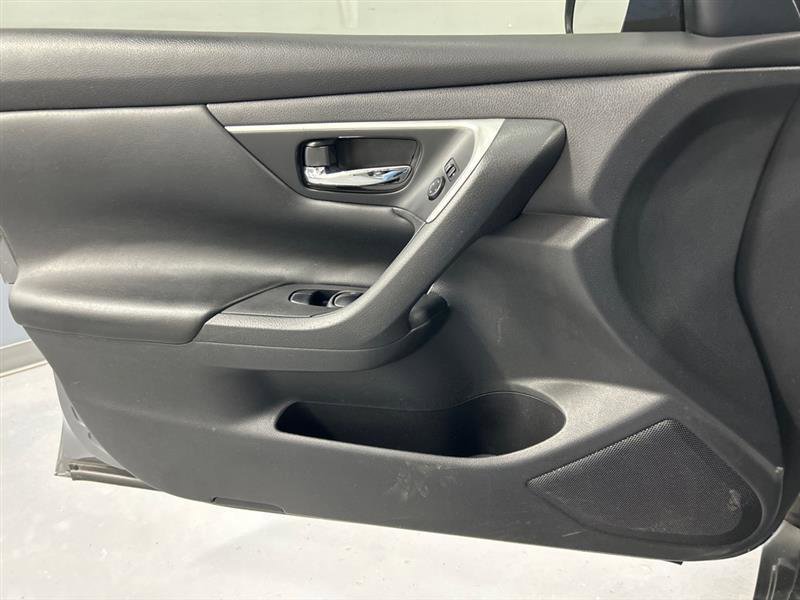 Used 2018 Nissan Altima 2.5 S w/ S Convenience Package image 21