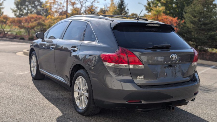 Used 2011 Toyota Venza w/ Convenience Pkg FWD image 5