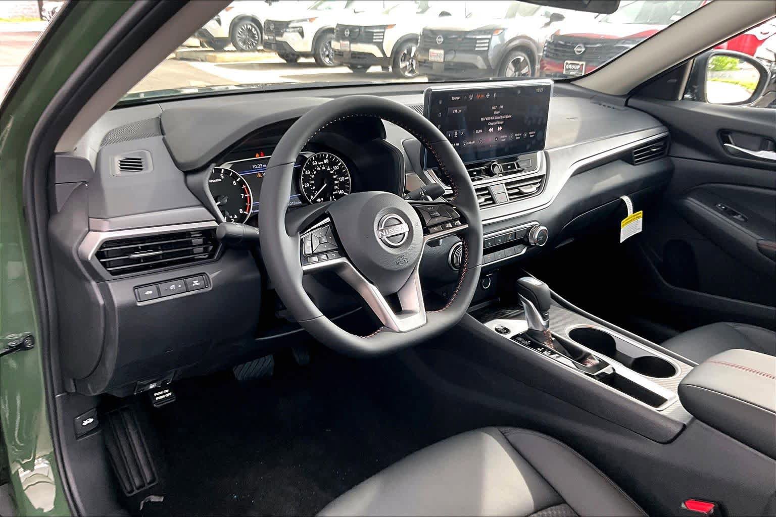 New 2026 Nissan Altima 2.5 SR FWD image 10