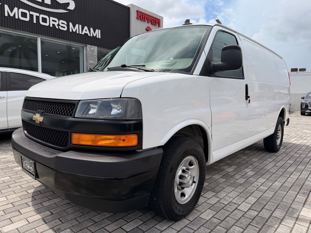 Used 2021 Chevrolet Express 2500 w/ Driver Convenience Package image 4