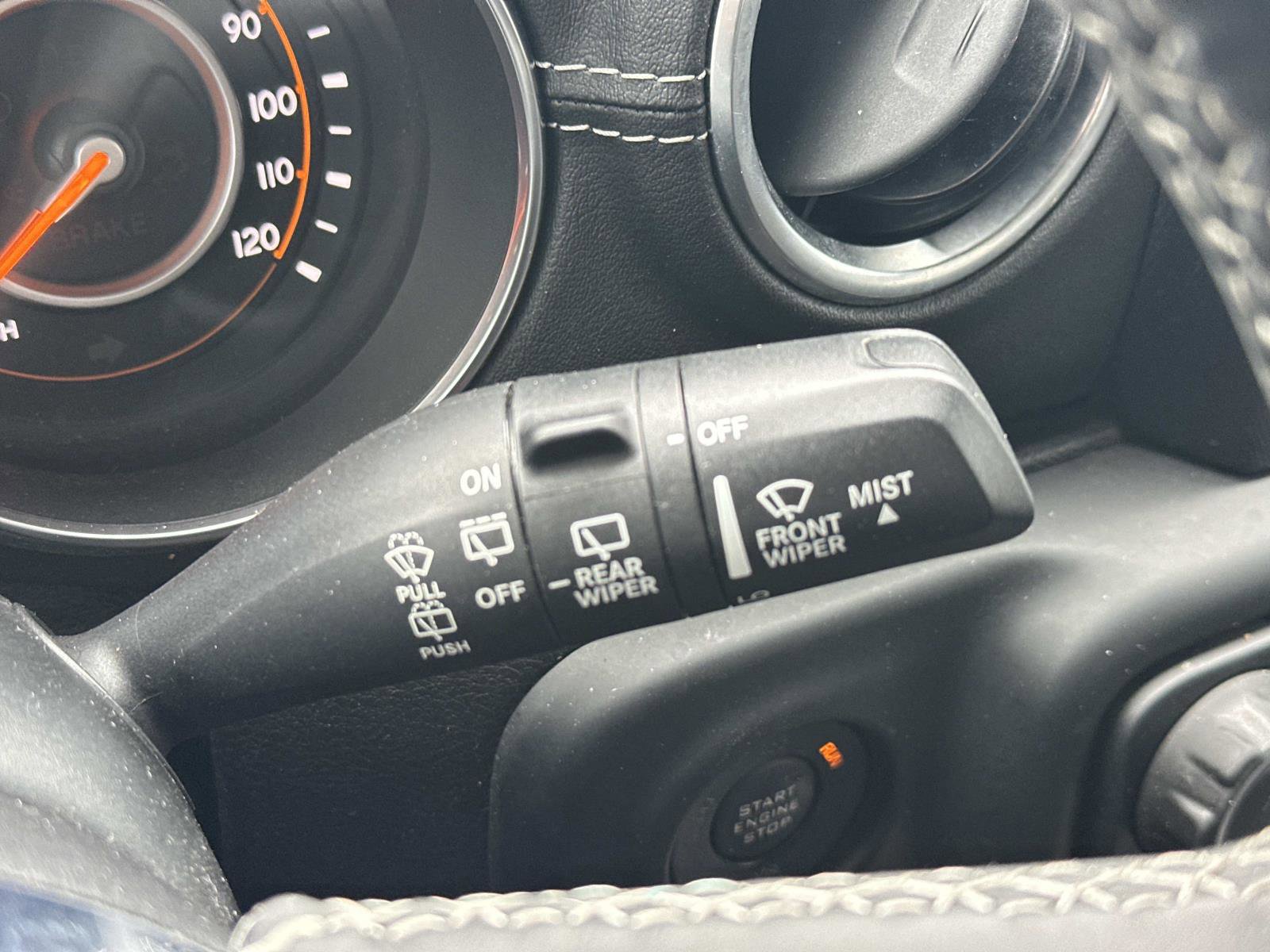 Used 2018 Jeep Wrangler Unlimited Sahara AWD/4WD image 23