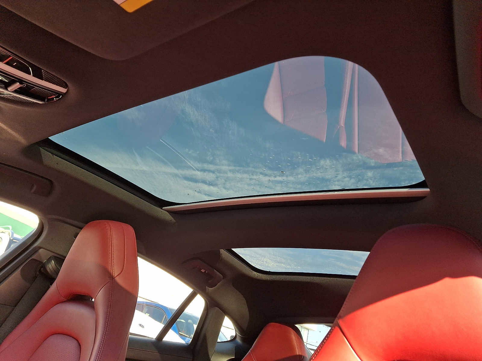 Used 2018 Porsche Panamera 4 image 11