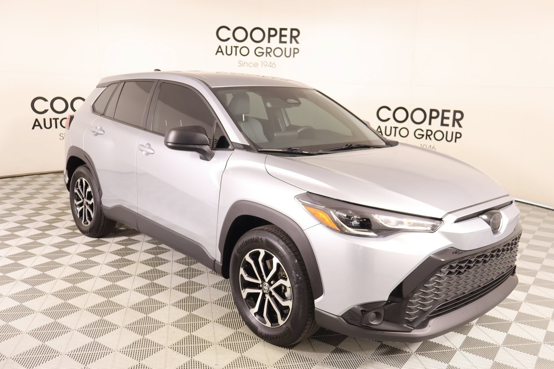 Used 2025 Toyota Corolla Cross AWD Hybrid image 1