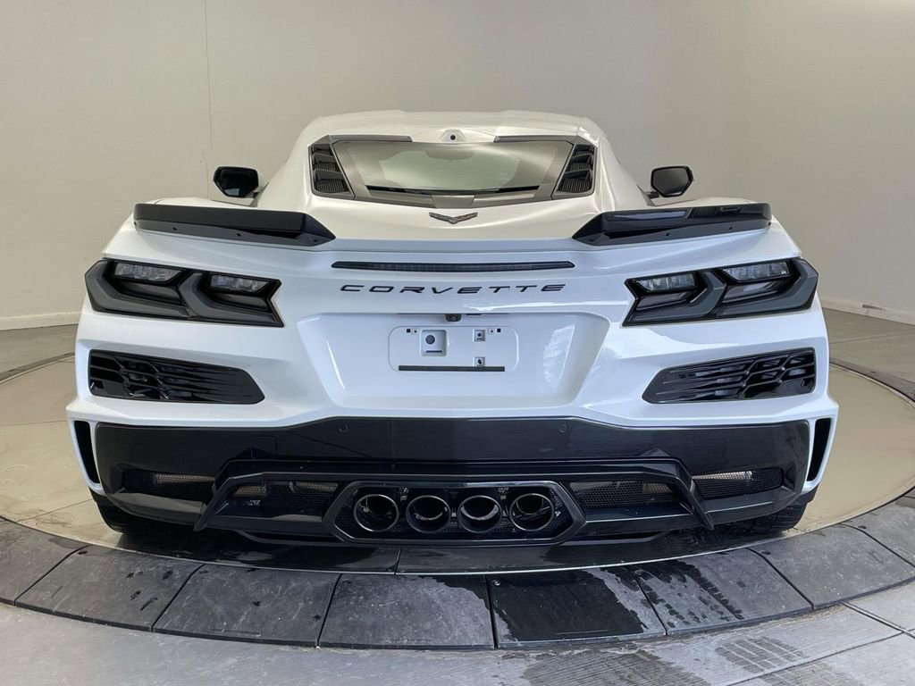 Used 2025 Chevrolet Corvette Z06 image 6
