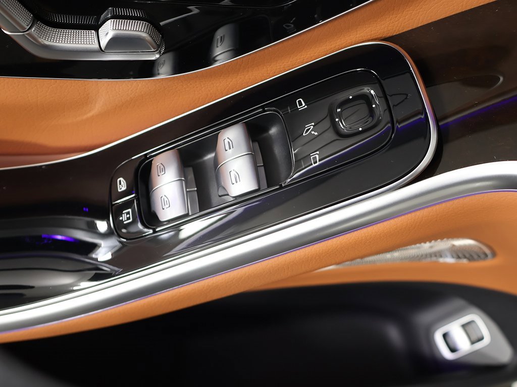 Used 2023 Mercedes-Benz S 500 S 500 image 38