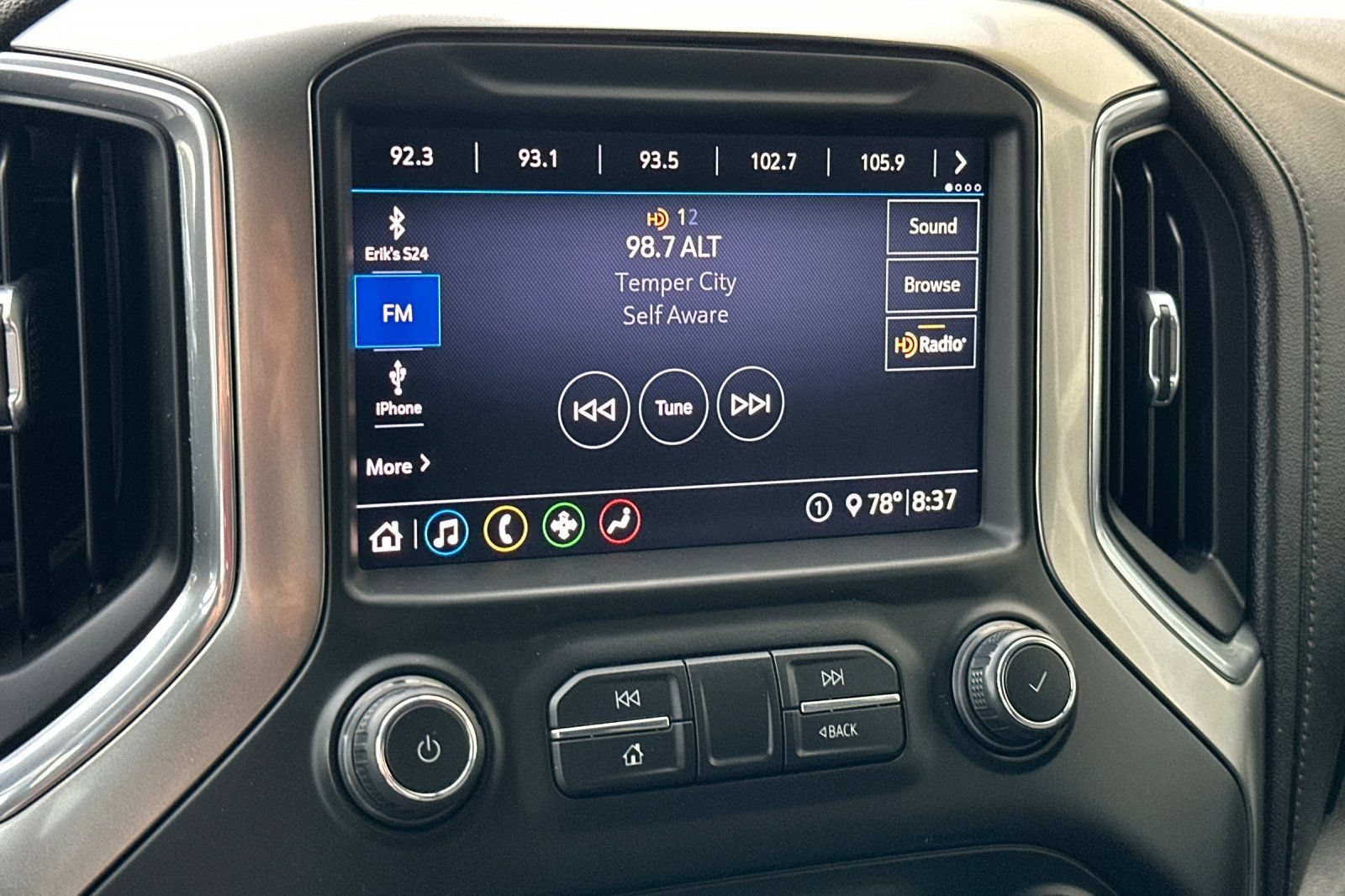 Certified 2020 Chevrolet Silverado 1500 RST w/ All-Star Edition RWD image 25
