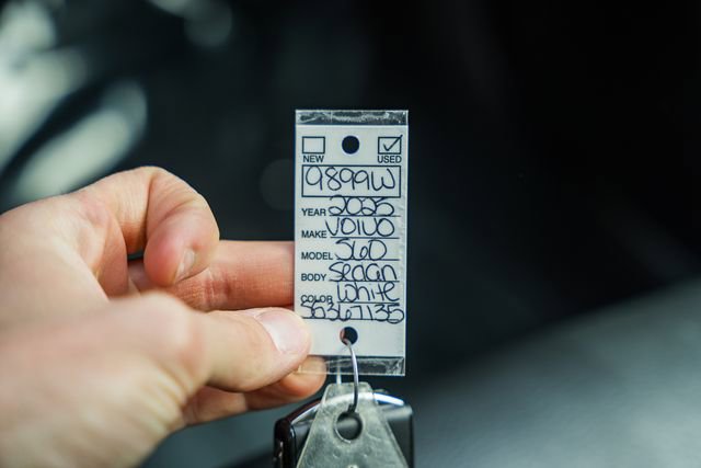 Used 2025 Volvo S60 B5 Plus image 44