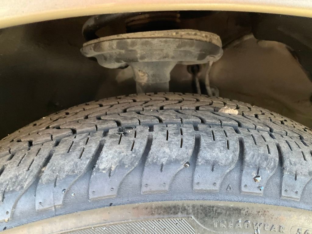 Used 2015 Toyota Sienna LE image 74