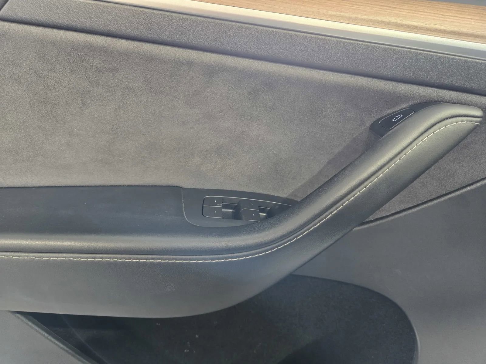 Used 2023 Tesla Model Y Long Range image 13