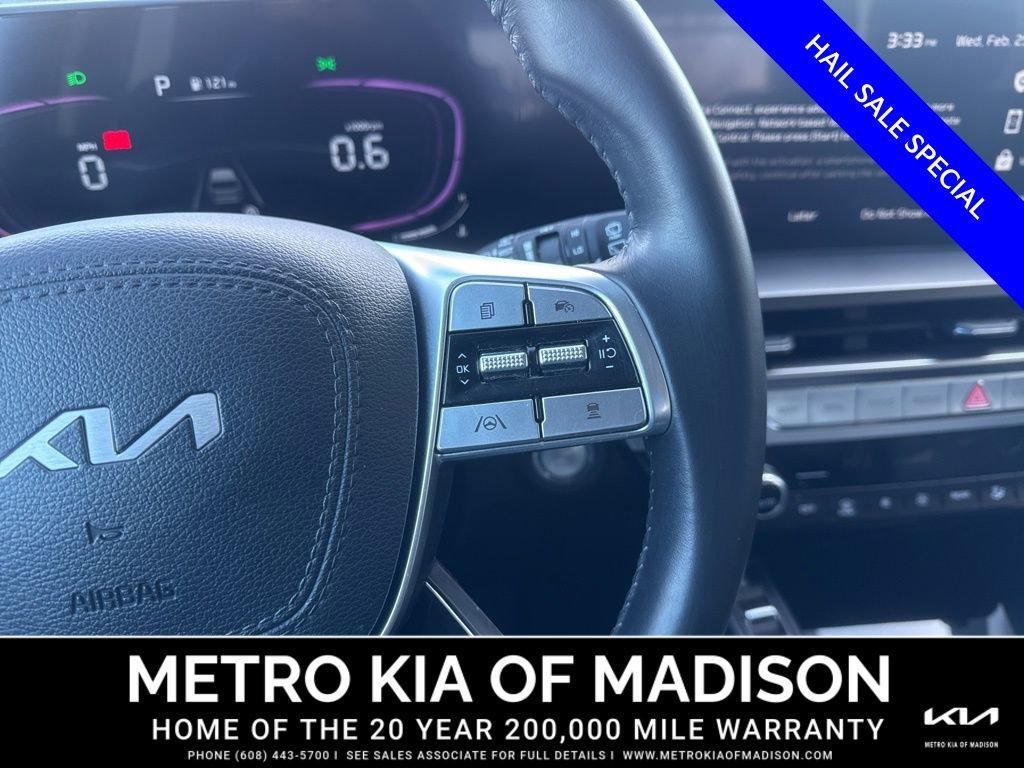 Used 2024 Kia Telluride S w/ S Sunroof Package FWD image 17