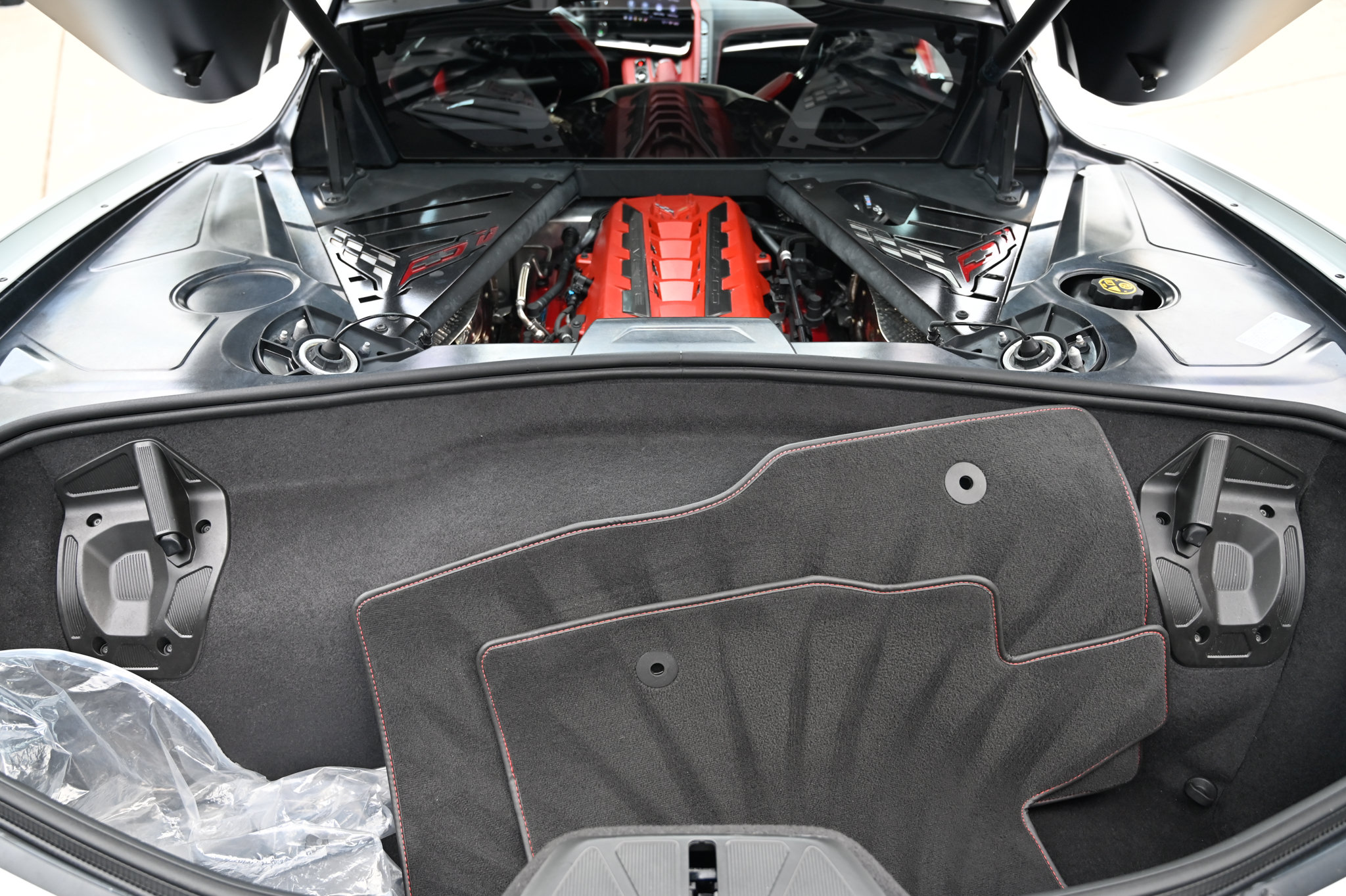 Used 2022 Chevrolet Corvette Stingray Preferred Cpe w/ Z51 Performance Package RWD image 34