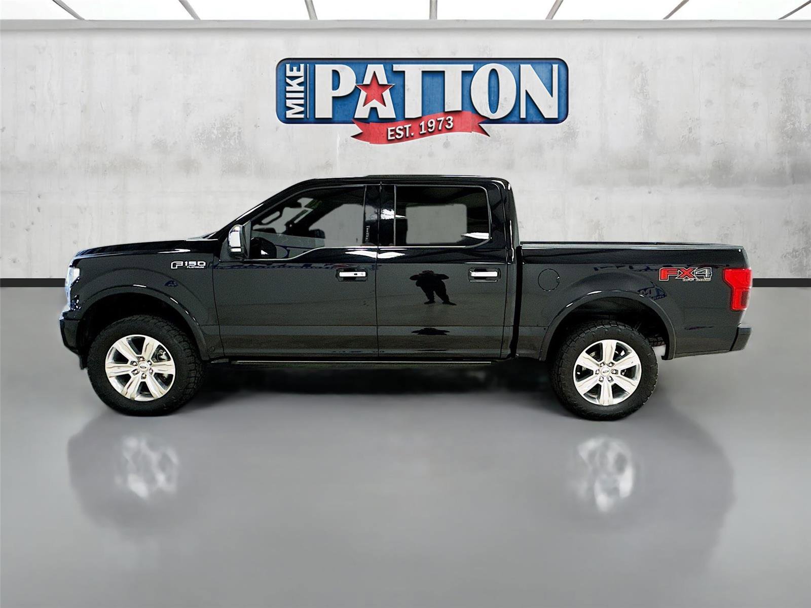 Used 2020 Ford F150 Platinum w/ Technology Package image 4
