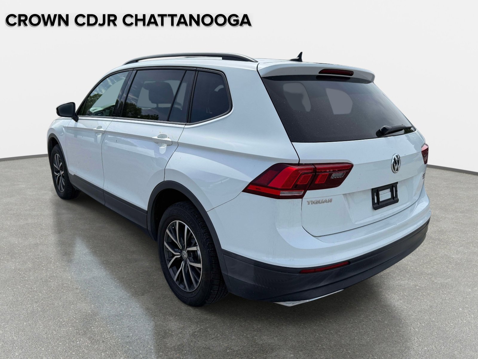 Used 2021 Volkswagen Tiguan S FWD image 4