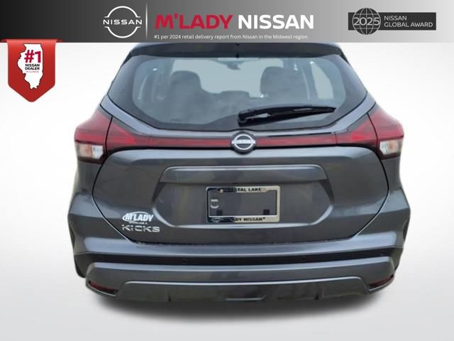New 2025 Nissan Kicks Play S image 6