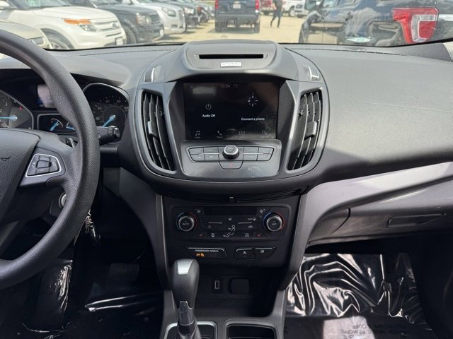 Used 2017 Ford Escape SE w/ Equipment Group 201A image 2