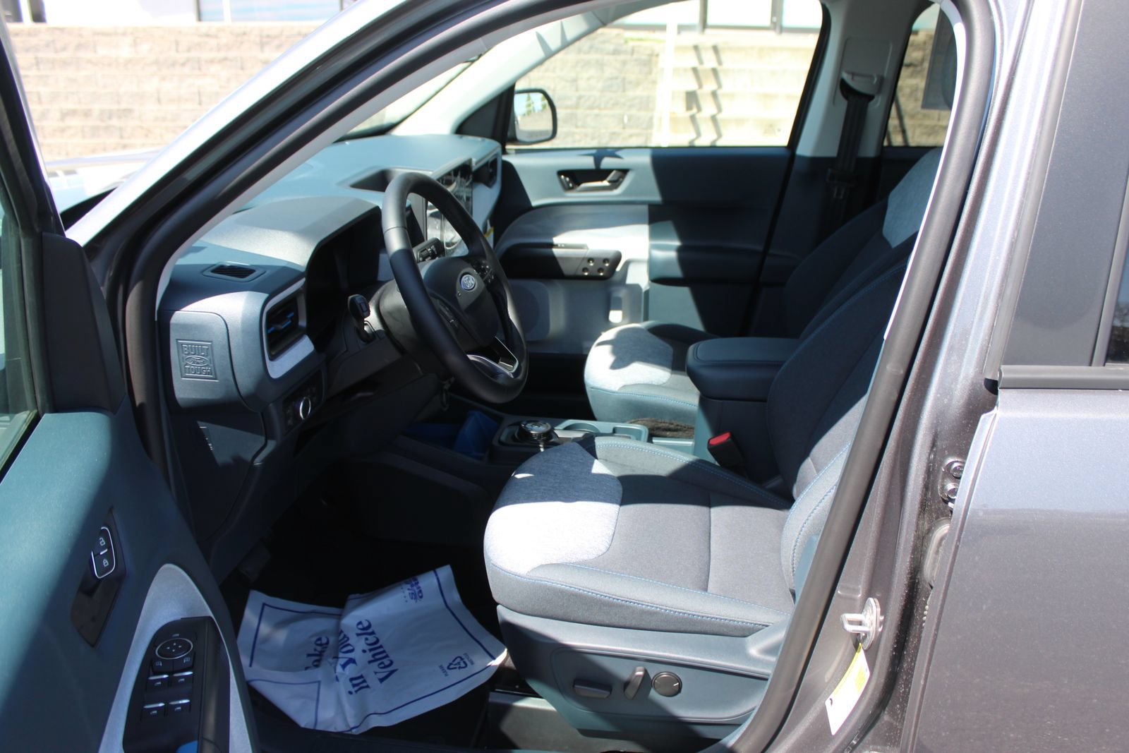 New 2025 Ford Maverick XLT w/ XLT Luxury Package FWD image 23