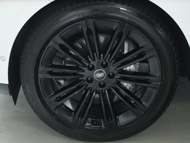 Used 2025 Land Rover Range Rover SE AWD/4WD image 37