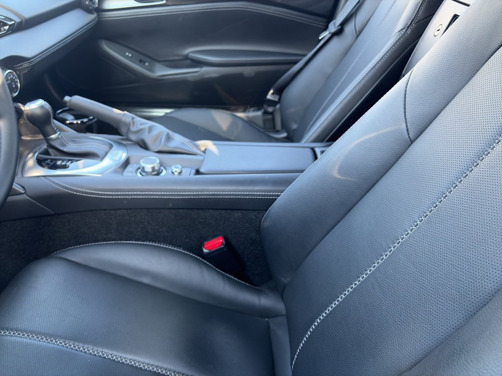 Used 2024 MAZDA MX-5 Miata RF Grand Touring image 2