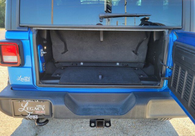 Used 2021 Jeep Wrangler Sport image 7