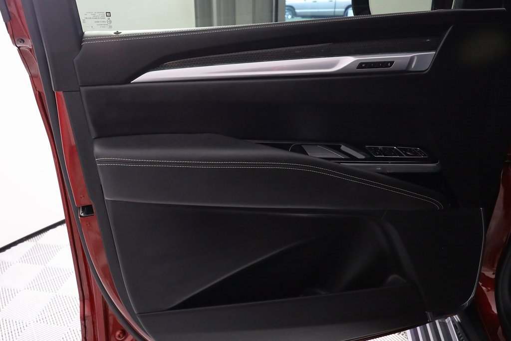 Used 2025 Cadillac Escalade V image 17