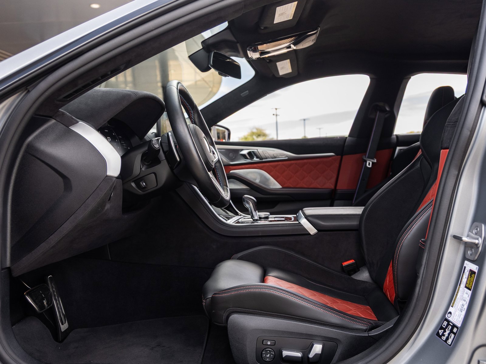 Used 2025 BMW M8 Competition image 21