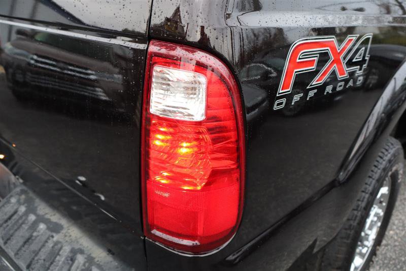 Used 2013 Ford F250 Lariat w/ Chrome Pkg image 25