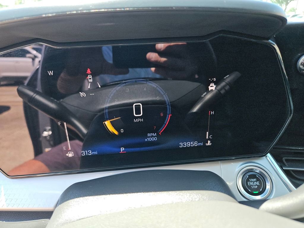 Used 2025 Chevrolet Trax LT w/ LT Convenience Package FWD image 19