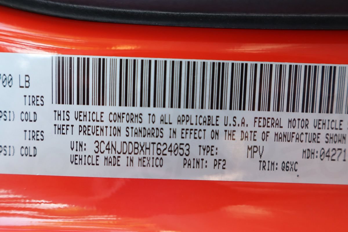 Used 2017 Jeep Compass Trailhawk w/ Popular Equipment Group AWD/4WD image 46
