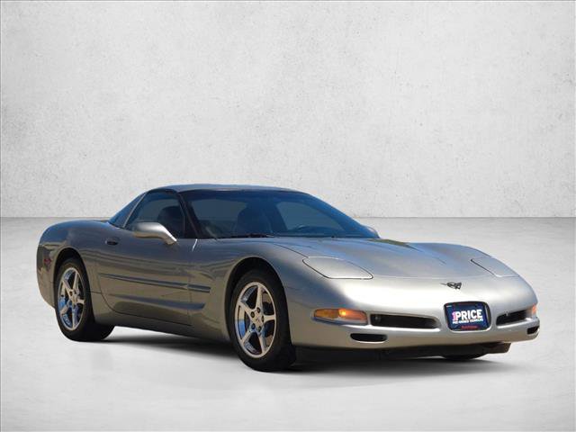 Used 2000 Chevrolet Corvette Coupe w/ Roof Pkg RWD image 3