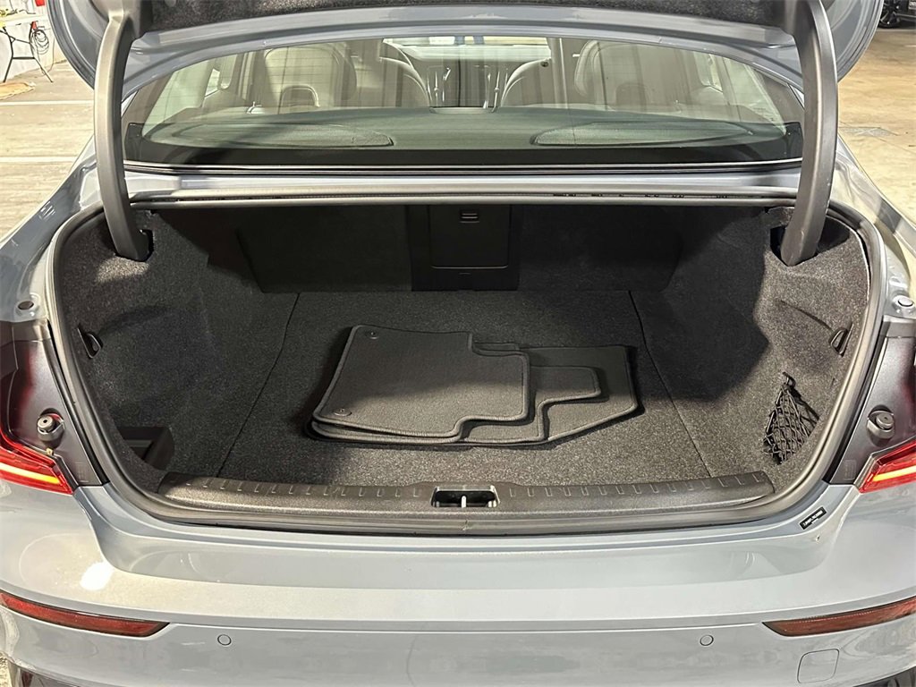 Used 2024 Volvo S60 T8 Plus image 14