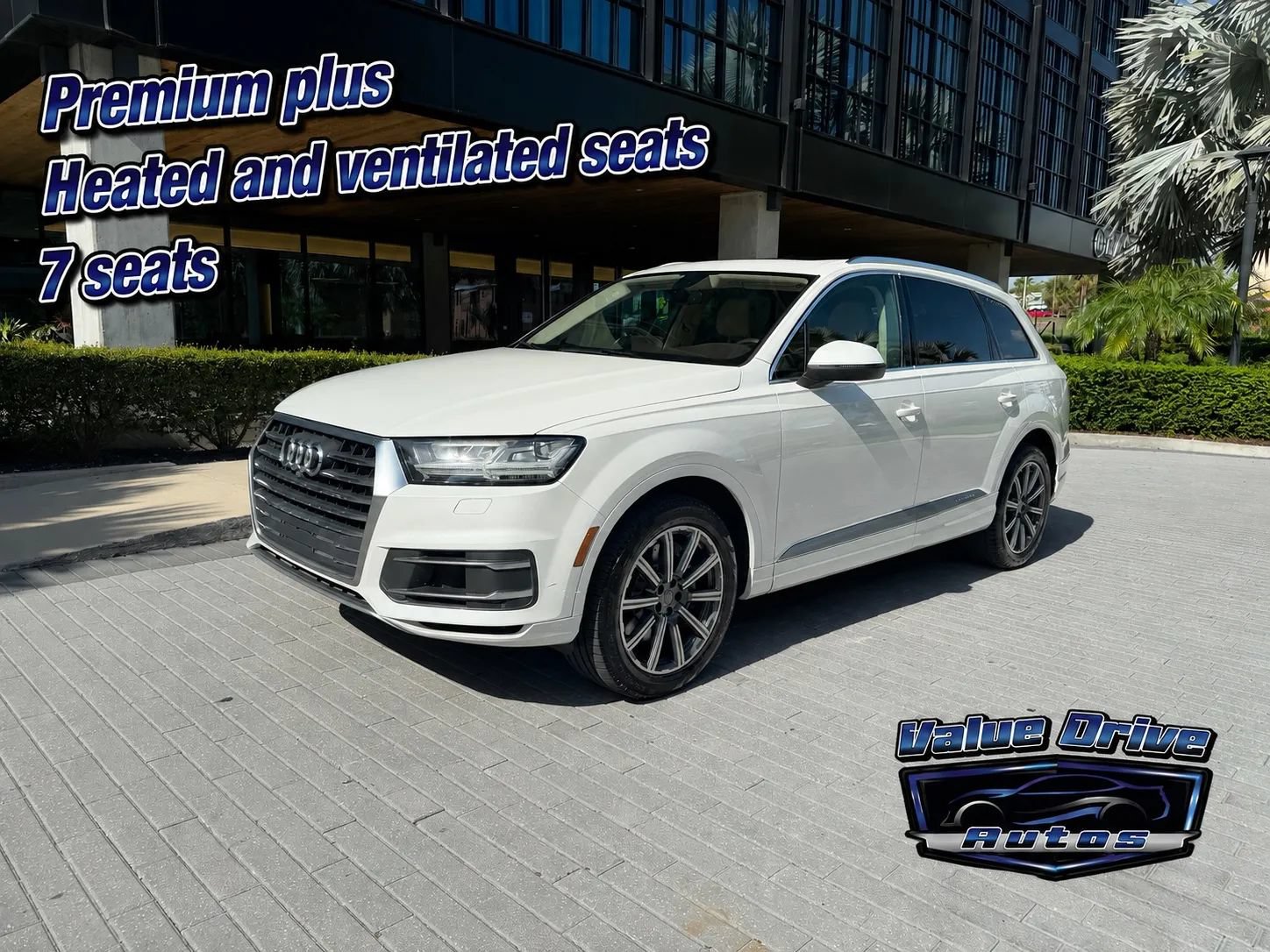 Used 2017 Audi Q7 3.0T Premium Plus w/ Premium Plus Package