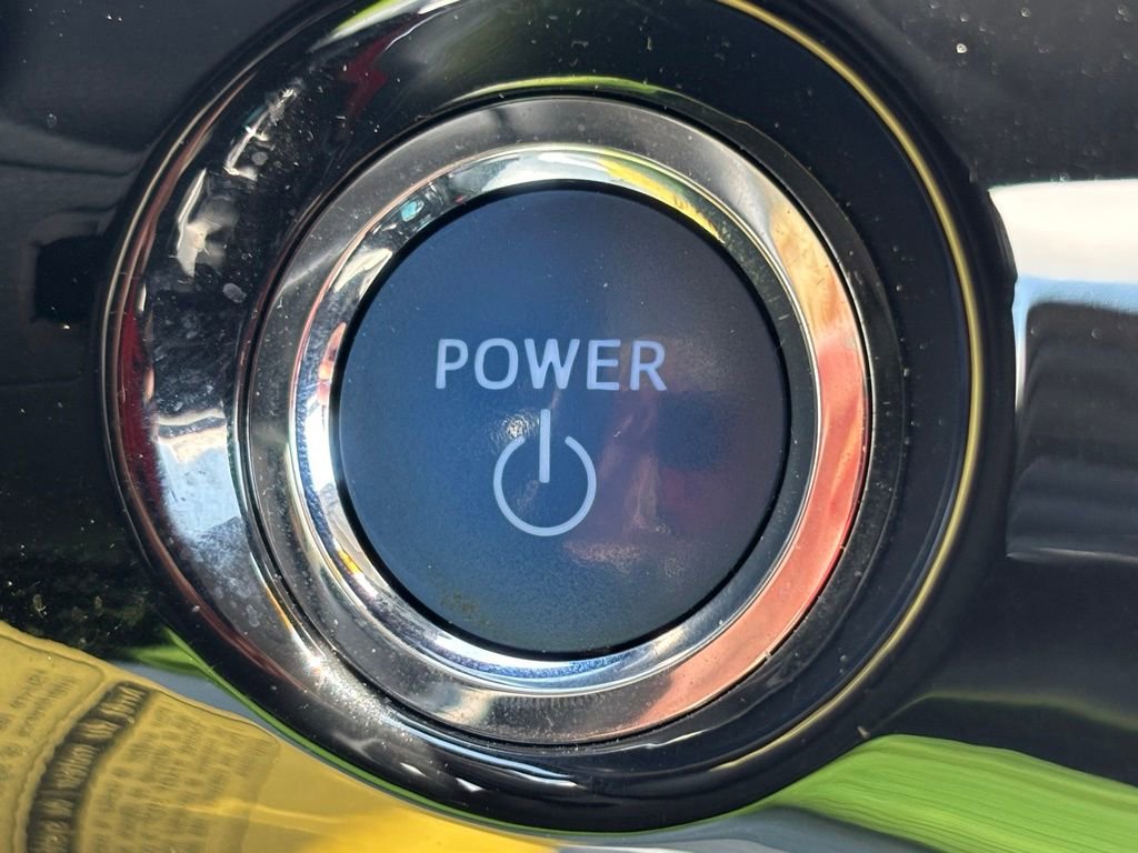 Used 2022 Toyota Prius Prime XLE FWD image 25