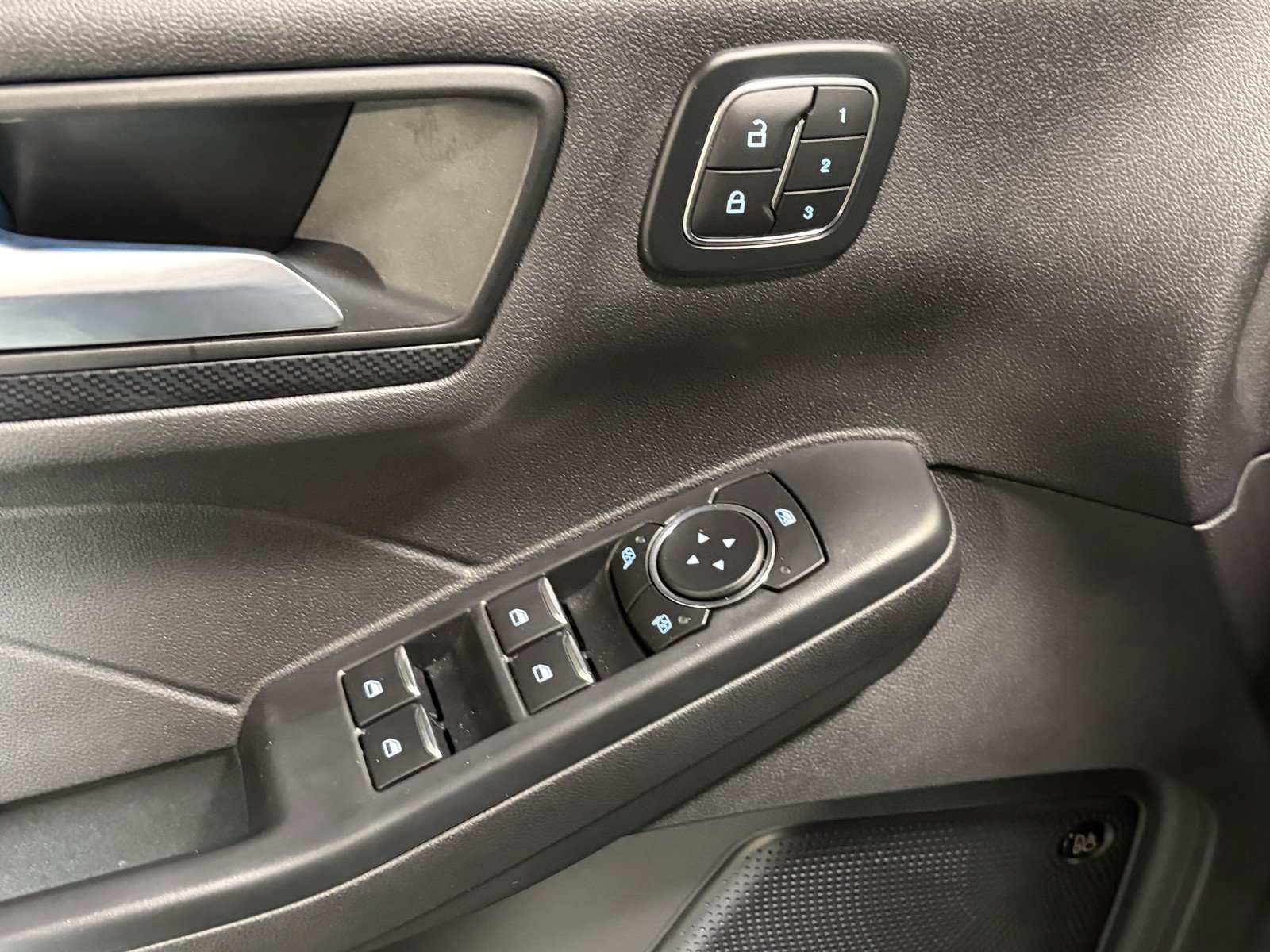 Used 2024 Ford Escape ST-Line Elite w/ Premium Technology Package AWD/4WD image 21