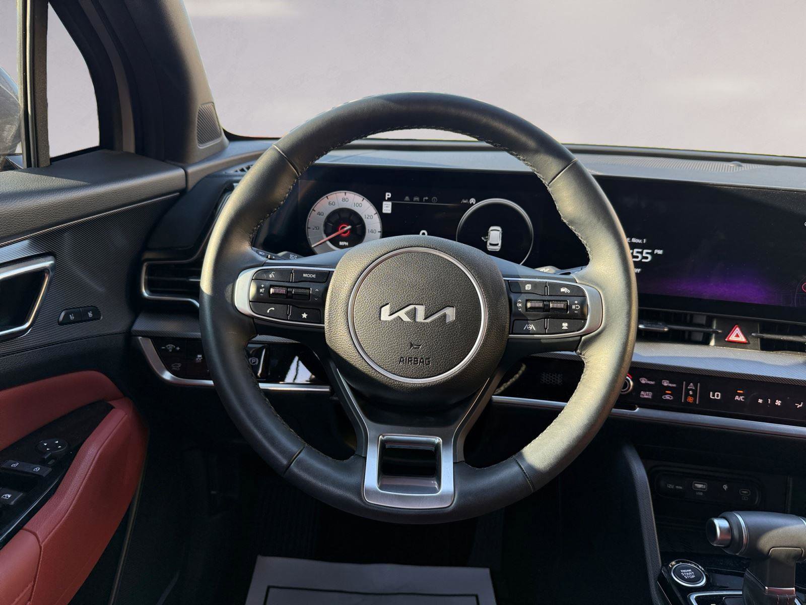 Used 2025 Kia Sportage SX image 12