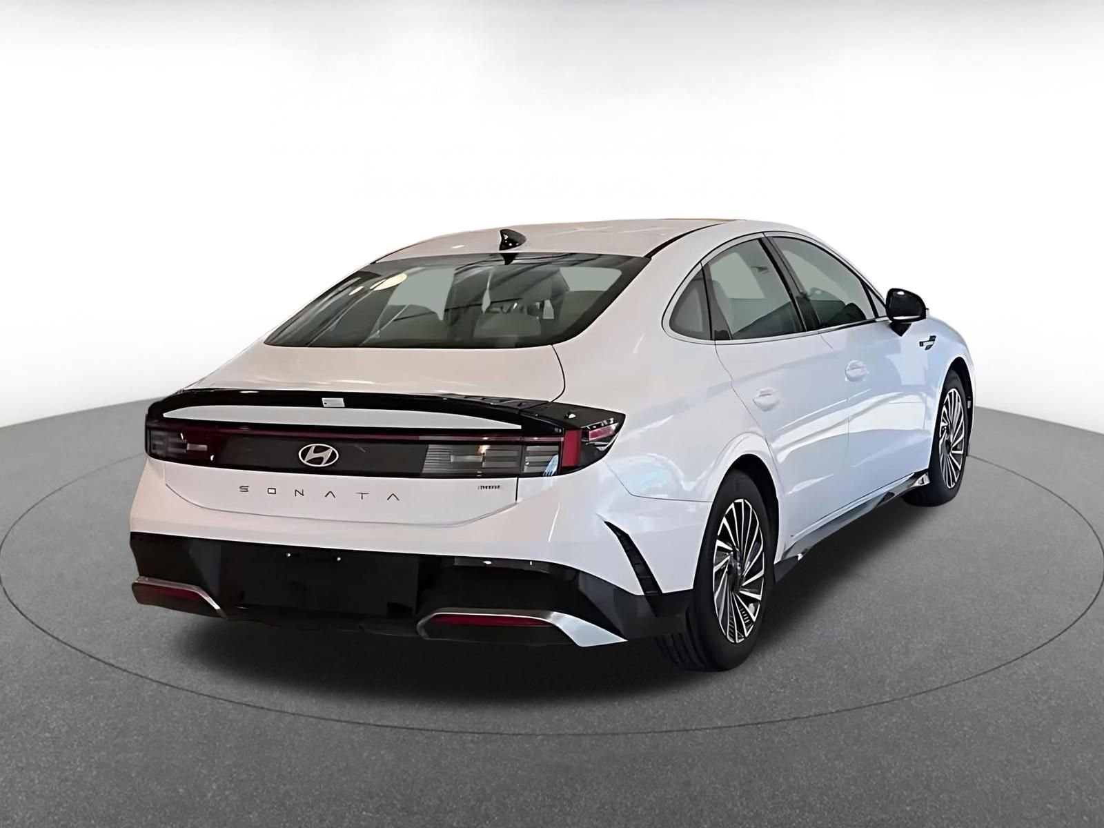 Used 2025 Hyundai Sonata SEL image 14
