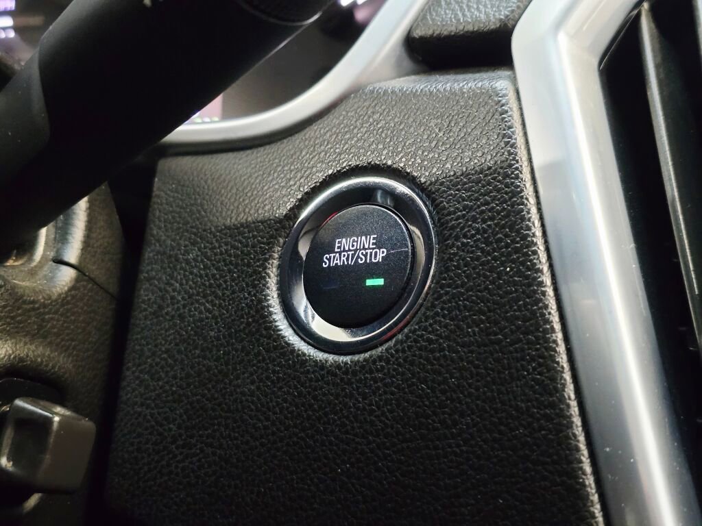Used 2015 Cadillac SRX Performance w/ Driver Awareness Package FWD image 27