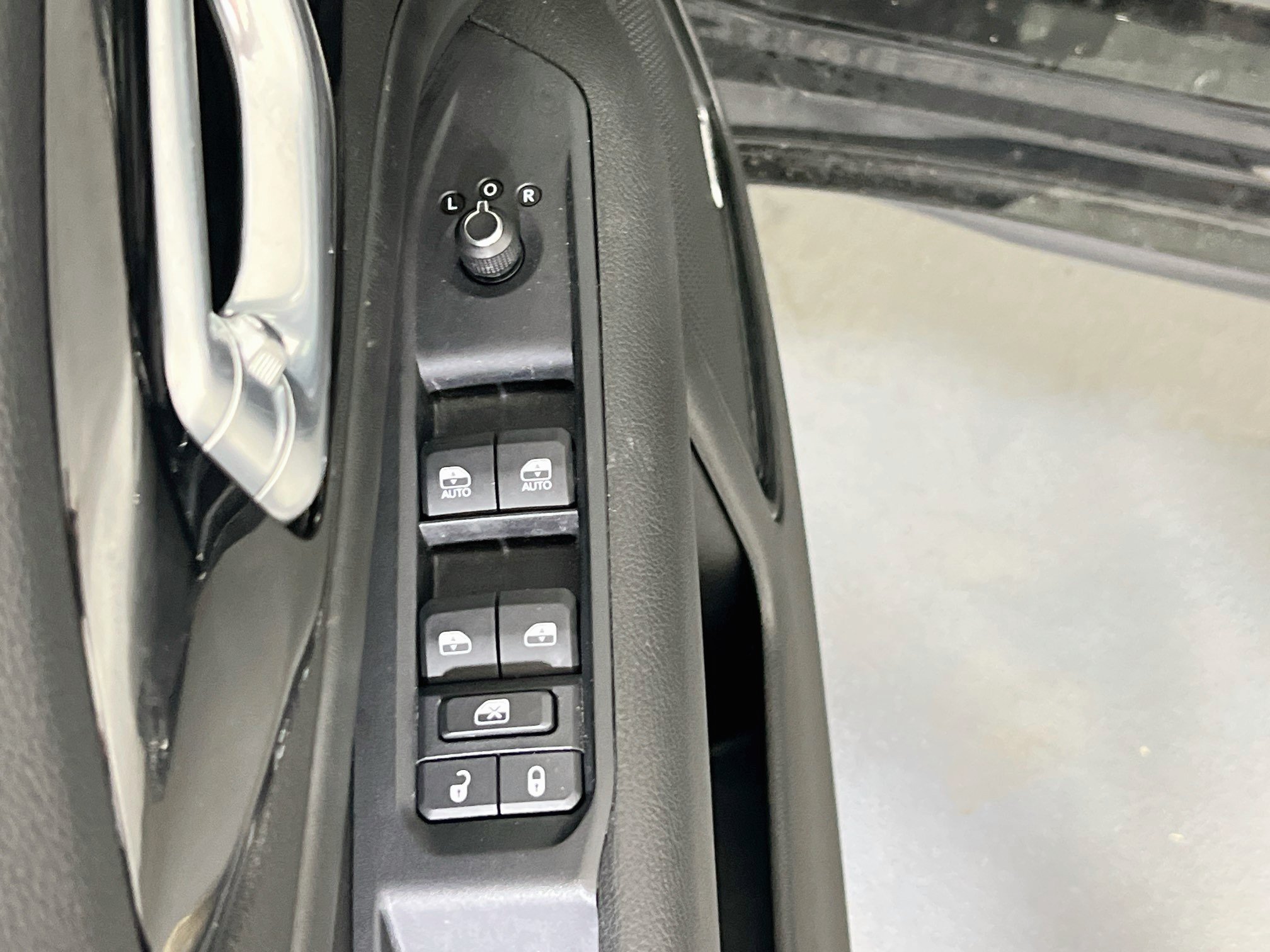 Used 2022 Jeep Compass High Altitude AWD/4WD image 18