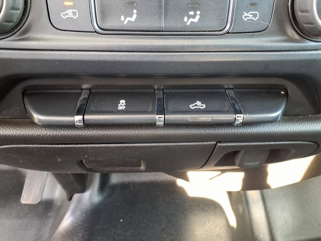 Used 2018 Chevrolet Silverado 1500 W/T image 15