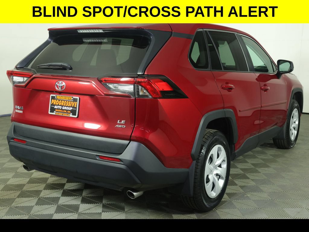 Used 2023 Toyota RAV4 LE AWD/4WD image 8