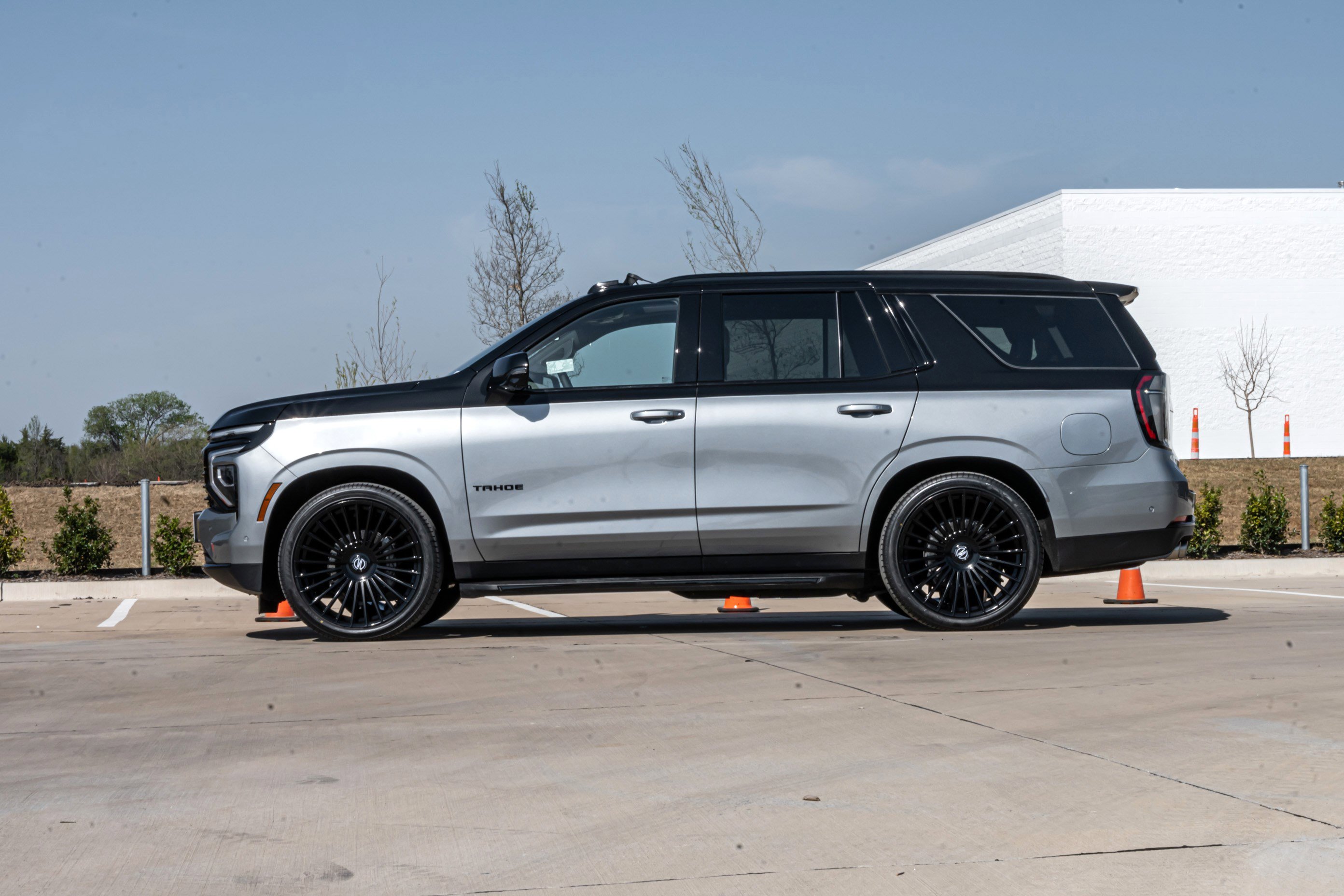 Used 2025 Chevrolet Tahoe RST w/ Comfort Package image 6