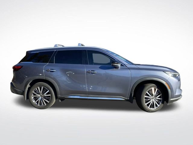Used 2023 INFINITI QX60 Sensory w/ Cargo Package image 2