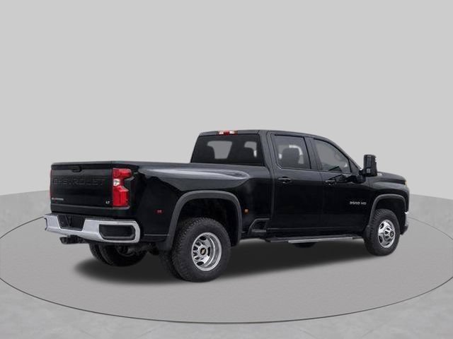 Used 2021 Chevrolet Silverado 3500 LT w/ Convenience Package AWD/4WD image 4