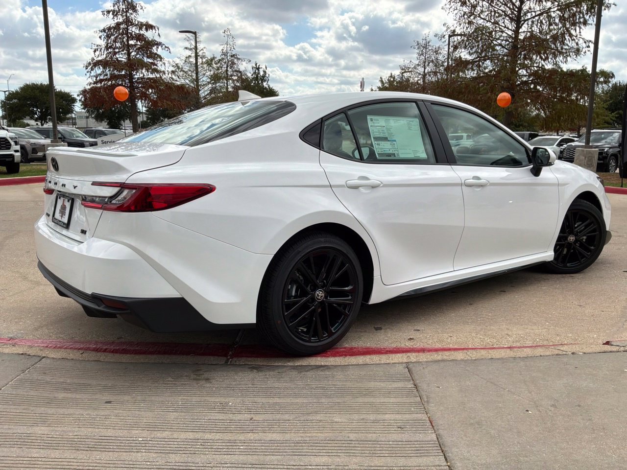 New 2026 Toyota Camry SE w/ Convenience Package FWD image 5